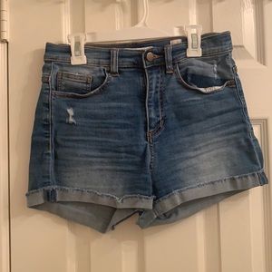 Cute jean shorts